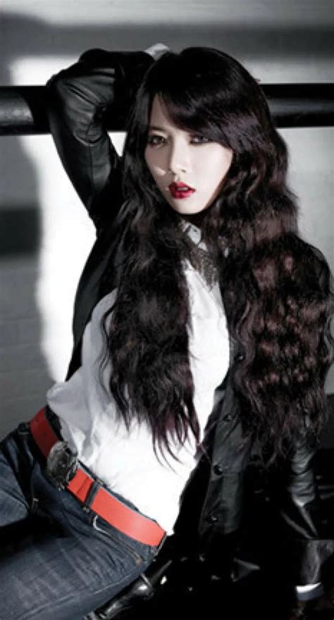 Hyuna, as the heroine in the MV of "Gangnam Style", her debut is the pinnacle - iNEWS