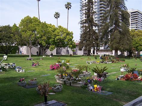 Westwood Village Memorial Park Cemetery in Los Angeles, USA | Sygic Travel