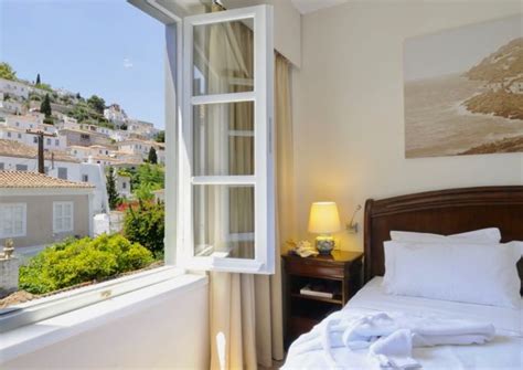 WHERE TO STAY in HYDRA - The 7 Best Hotels in Hydra