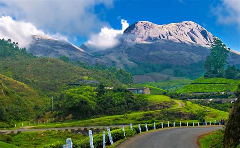 Munnar - Mountains - UcL Places - UnCrushedLeaves