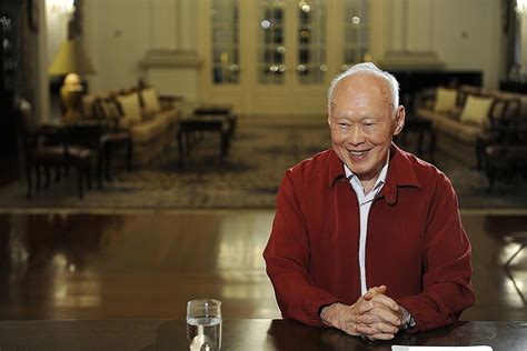 Lee Kuan Yew Biography