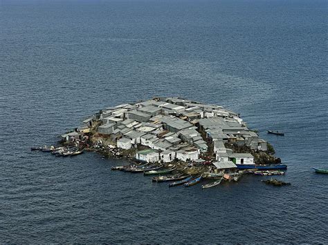 The crazy story of the tiny African island of Migingo - Business Insider