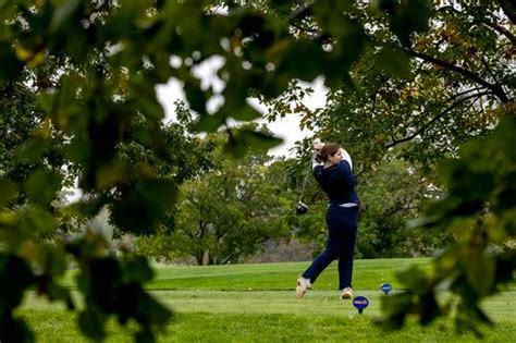 MHSAA girls golf finals: Two players 3-peat as state champions - mlive.com