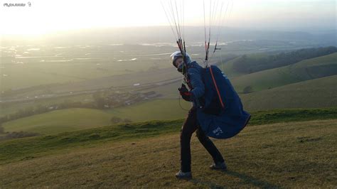 Nancy testing the new Wani Light 2... - Flybubble Paragliding