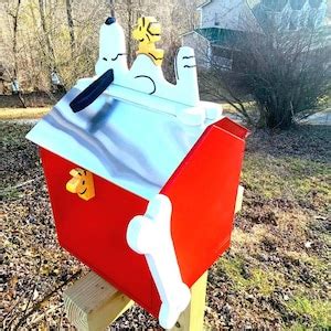 Snoopy Designed Mailbox/ Possibilities for This Theme to Be Designed as a Birdhouse Also If ...