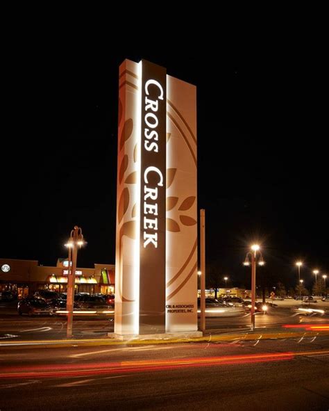 Integrated Sign & Graphic | Exterior signage, Monument signage, Pylon ...