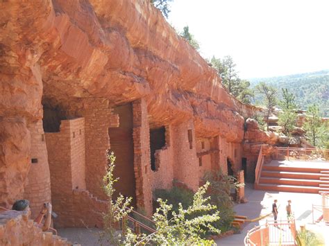 Living Our Country Life: Cliff dwellings @ Manitou Springs, Colorado