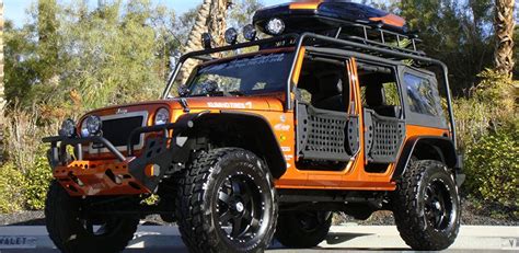 Jeep Wrangler Accessories Overview: Body Parts, Covers, & More - Just ...