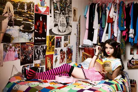 52 Striking Photos Of Youth Culture Around America | Youth culture, Dreamy room, Room inspiration