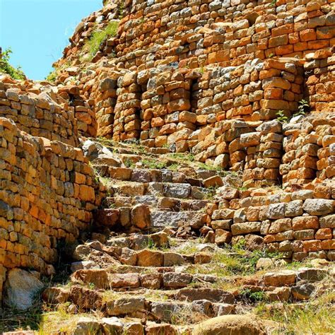 The gigantic civilization of Zimbabwe | Zimbabwe, Ruins, National monuments