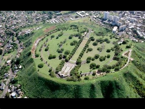 AMAZING. PUNCHBOWL CRATER. NATIONAL CEMETERY INSIDE A VOLCANO, HAWAII ...