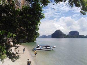 Enjoy Beaches & Sightseeing in Phang Nga Bay - Krabi Best Tours