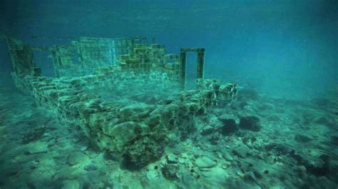 The 5,000-year-old Pavlopetri, Greece, is considered to be the oldest submerged Lost city in the ...