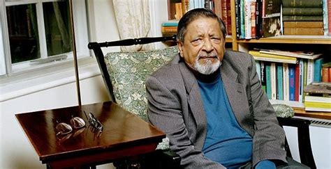 V. S. Naipaul Biography - Facts, Childhood, Family Life & Achievements