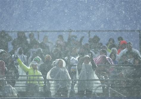 ESPN cameras struggle to provide clear shots of Steelers-Ravens as rain ...