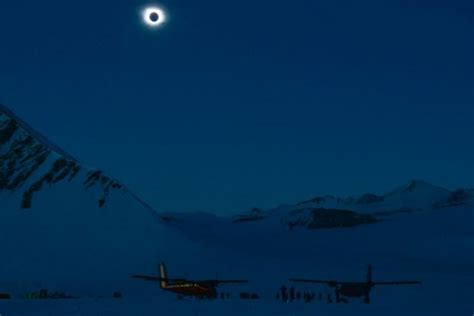 Total solar eclipse plunges Antarctica into darkness | The Straits Times