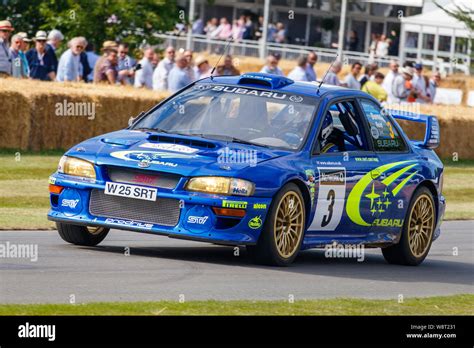 Subaru wrx sti wrc rally fotografías e imágenes de alta resolución - Alamy