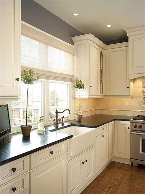 28 Antique White Kitchen Cabinets Ideas in 2019 - Remodel Or Move