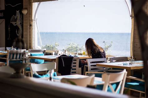 13 Best Restaurants for Lunch in Manhattan Beach - Los Angeles Tech ...