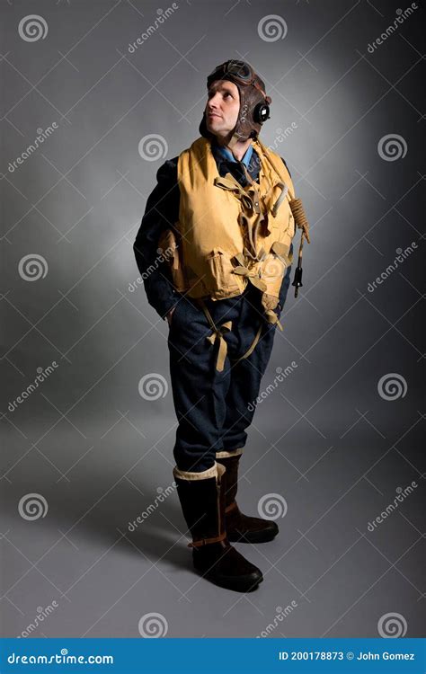 Uniform Of WW2 RAF Bomber Pilot / Air Crew Member. Stock Image - Image of britain, battle: 200178873