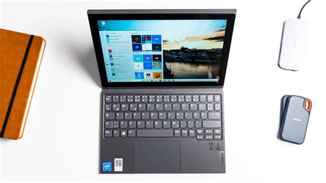 Top 10: The Best Tablets With Keyboards | 2021 Edition