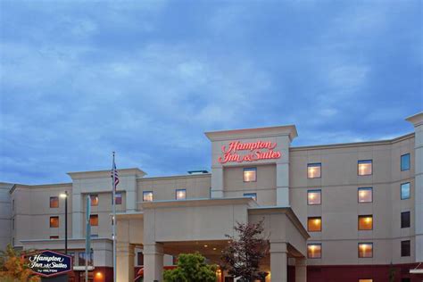 Hampton Inn & Suites Seattle Airport / 28th Ave SeaTac | Bookonline.com