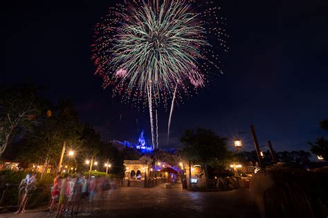 Best Spots to View Fireworks at Walt Disney World - WDW Magazine