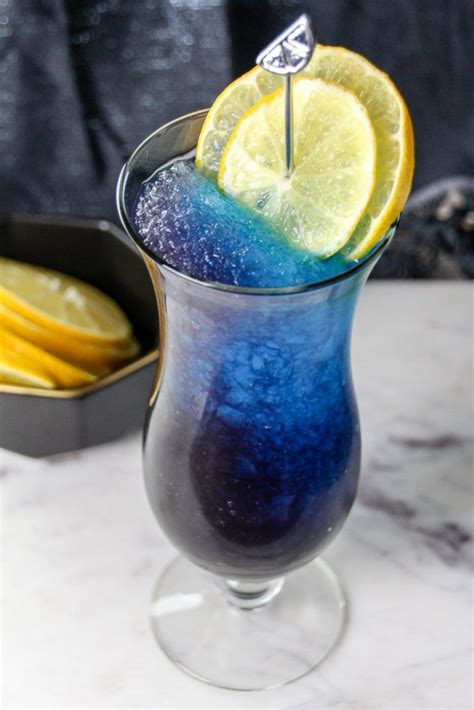 The Galaxy Mocktail is a super pretty space themed mocktail perfect for adults and kids alike ...