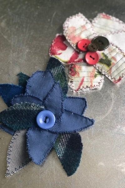 Easy Scrap Fabric Flowers - Scrap Fabric Love