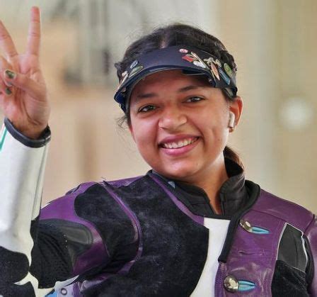 Meet Hayer congratulates Shooter Sift Kaur Samra on getting Olympics quota - Press Ki Taquat