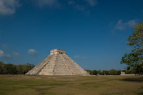 Pyramid of Kukulkan, Chichen Itza, Yucatan, Mexico - Travel Past 50