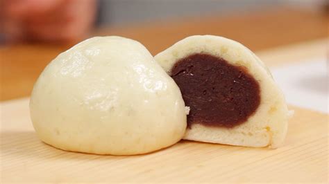 Mushi Manju Recipe (Japanese Steamed Buns with Red Bean Paste Filling) - Cooking with Dog