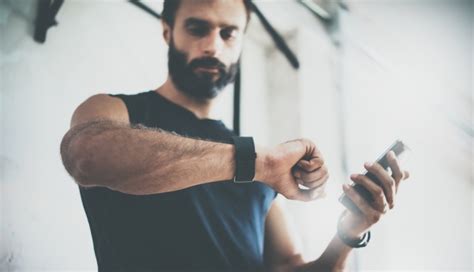 The Best Fitness Trackers For Men | inKin Social Fitness Platform