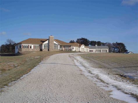 18459 300th St, Treynor, IA 51575 | Trulia