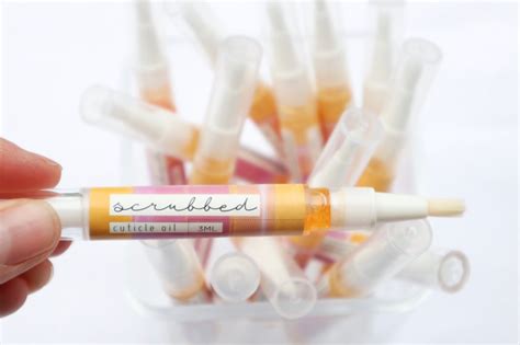 Cuticle Oil Pen | Go Get Scrubbed