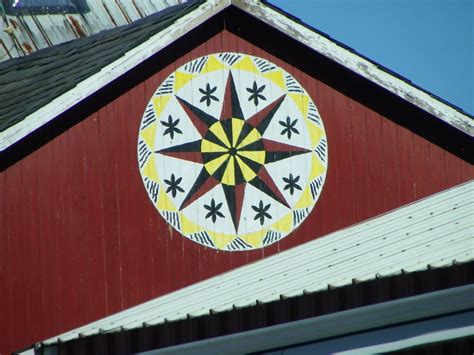 Vintage Pennsylvania Dutch hex sign - American folk | Painted barn quilts, Barn quilt patterns ...