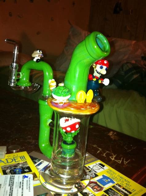 Awesome Pipes: Super Mario Bros Bong