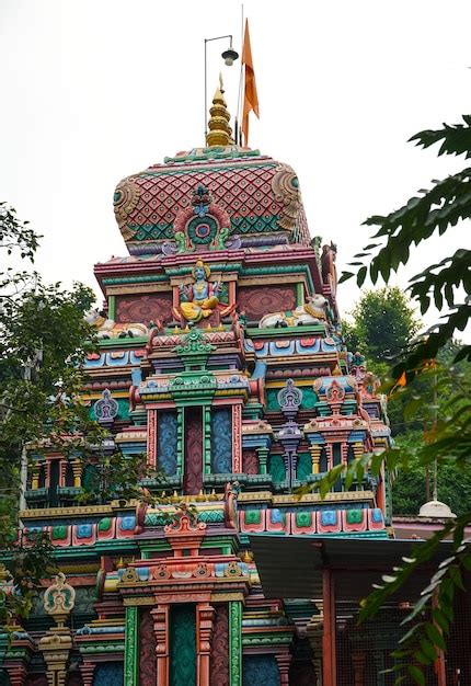 Premium Photo | Neelkanth mahadev temple rishikesh images