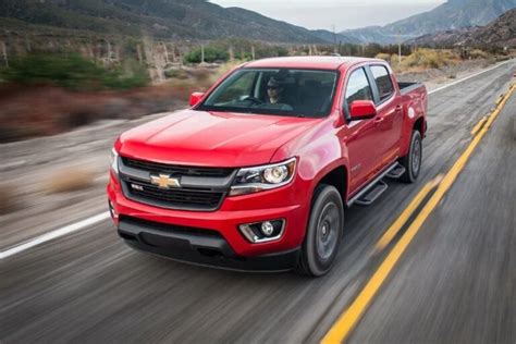 Chevrolet Colorado Z71 Specs and Reviews • Road Sumo