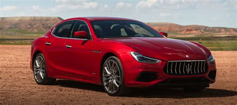 Compare: 2019 Maserati Ghibli vs. 2019 BMW 5-Series in Ontario | Maserati of Las Vegas