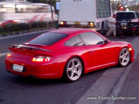 Porsche 911 spotted in Pasay City, Philippines on 11/16/2013, photo 2