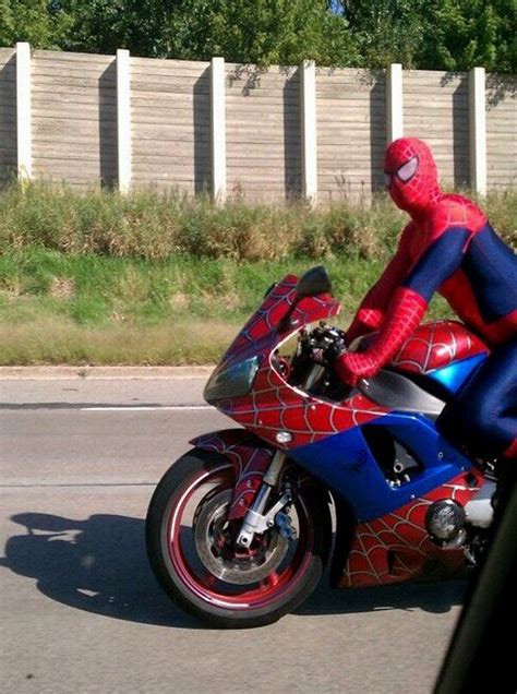 This Spider-Man Motorcycle Takes Cosplay to the Next Level | Спортивные ...