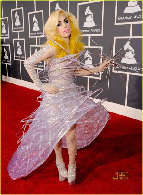 Lady Gaga - Grammys 2010 Red Carpet: Photo 2413011 | 2010 Grammy Awards ...