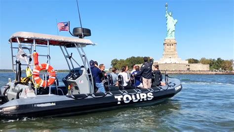 Statue of Liberty - Best Viewed from NY Media Boat — New York Media ...