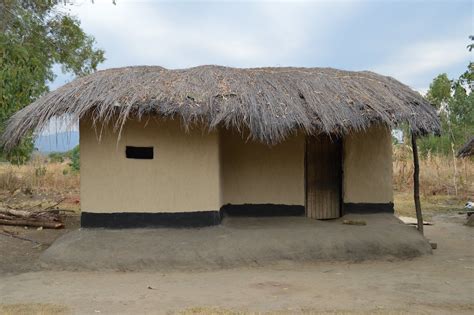 House in Choveka village, Malawi.. | Malawi vernacular architecture | Pinterest | Vernacular ...