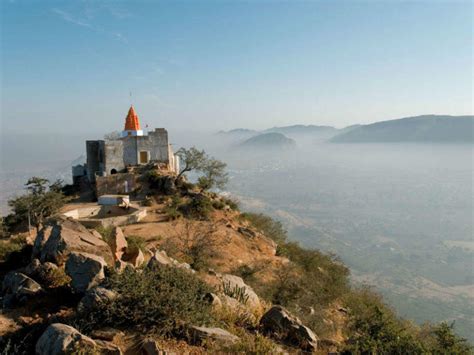 Brahma Temple - Pushkar: Get the Detail of Brahma Temple on Times of ...