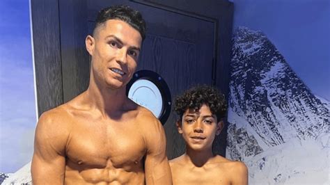 É normal crianças terem abdome definido, como filho de Cristiano Ronaldo?