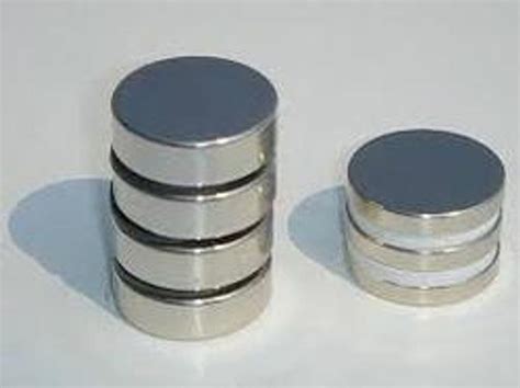 Disc Round Neodymium Iron Boron Magnets at Rs 50/piece in New Delhi | ID: 13104980897