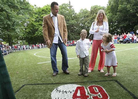 Tim Wakefield wife's, Stacy, dies months after Red Sox great's death