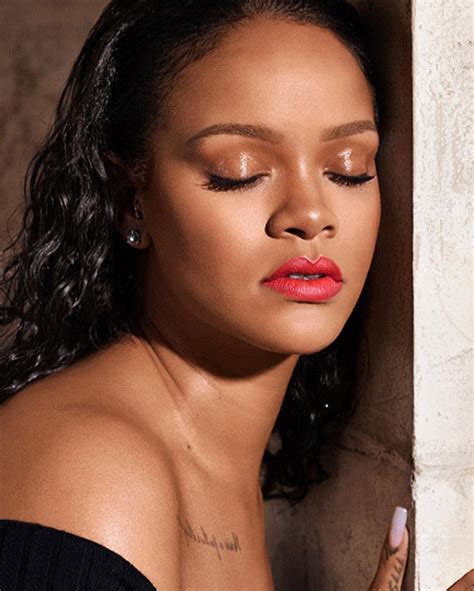 Rihanna - Fenty Beauty Mattemoiselle 2018 • CelebMafia